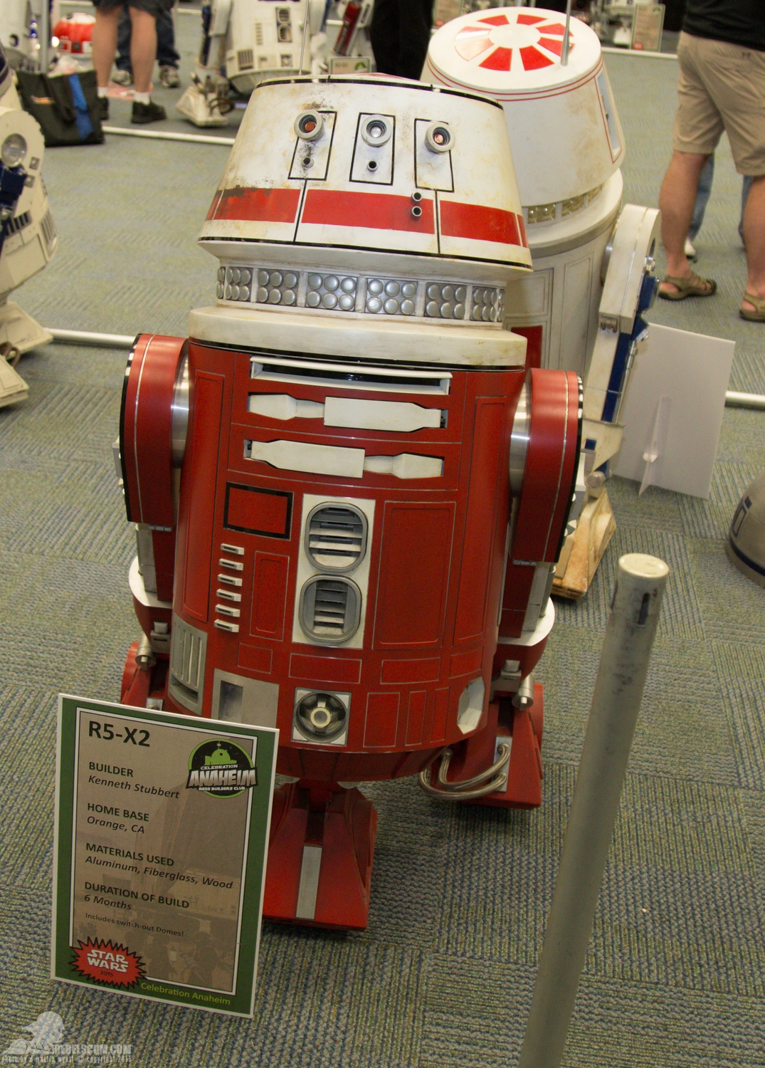 Star-Wars-Celebration-Anaheim-2015-R2-Builders-081.jpg