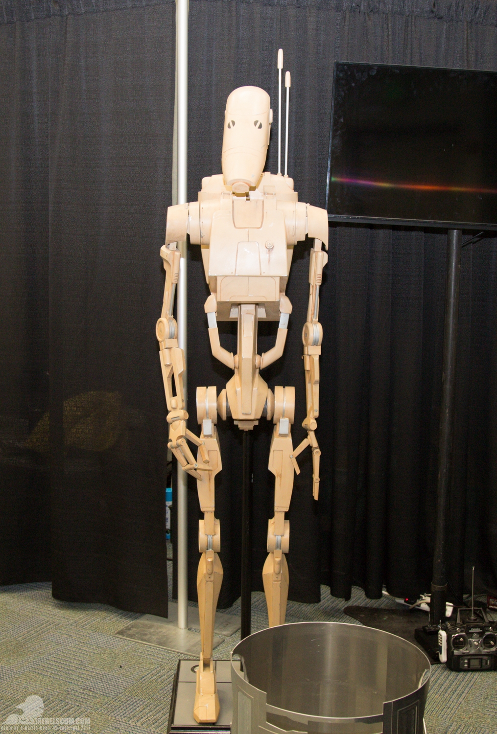 Star-Wars-Celebration-Anaheim-2015-R2-Builders-084.jpg