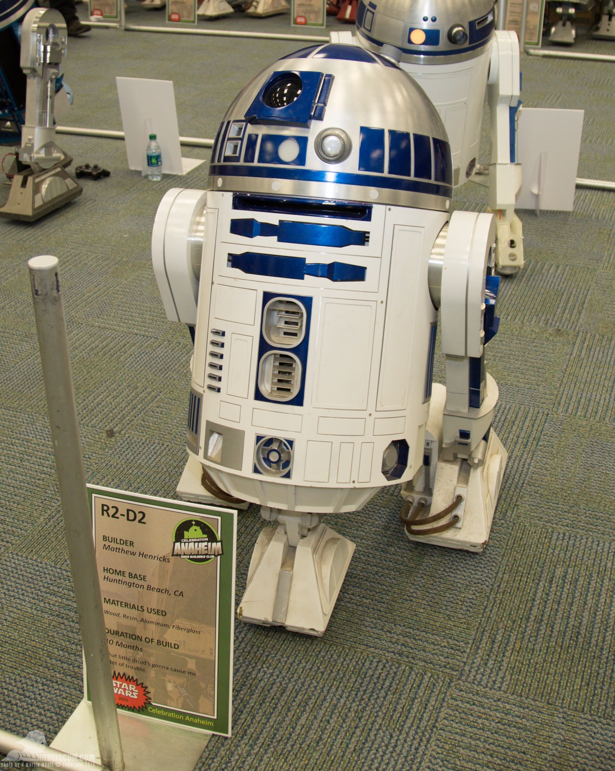 Star-Wars-Celebration-Anaheim-2015-R2-Builders-093.jpg