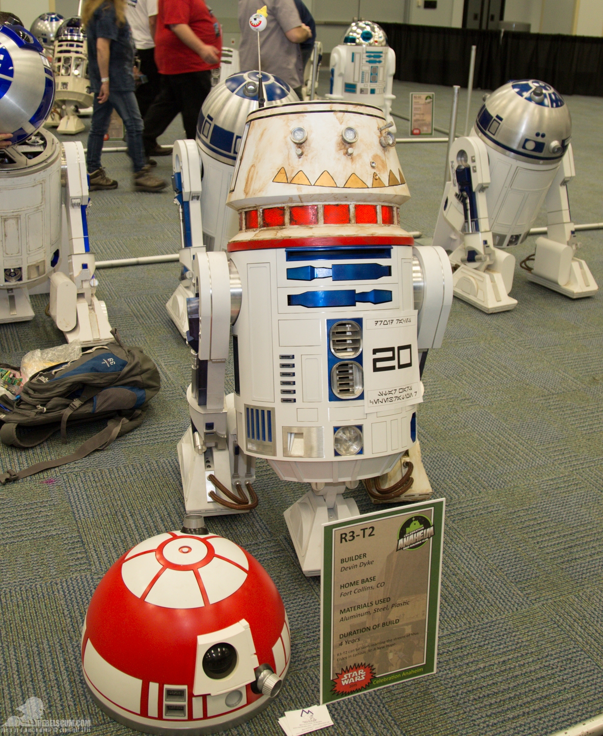 Star-Wars-Celebration-Anaheim-2015-R2-Builders-099.jpg