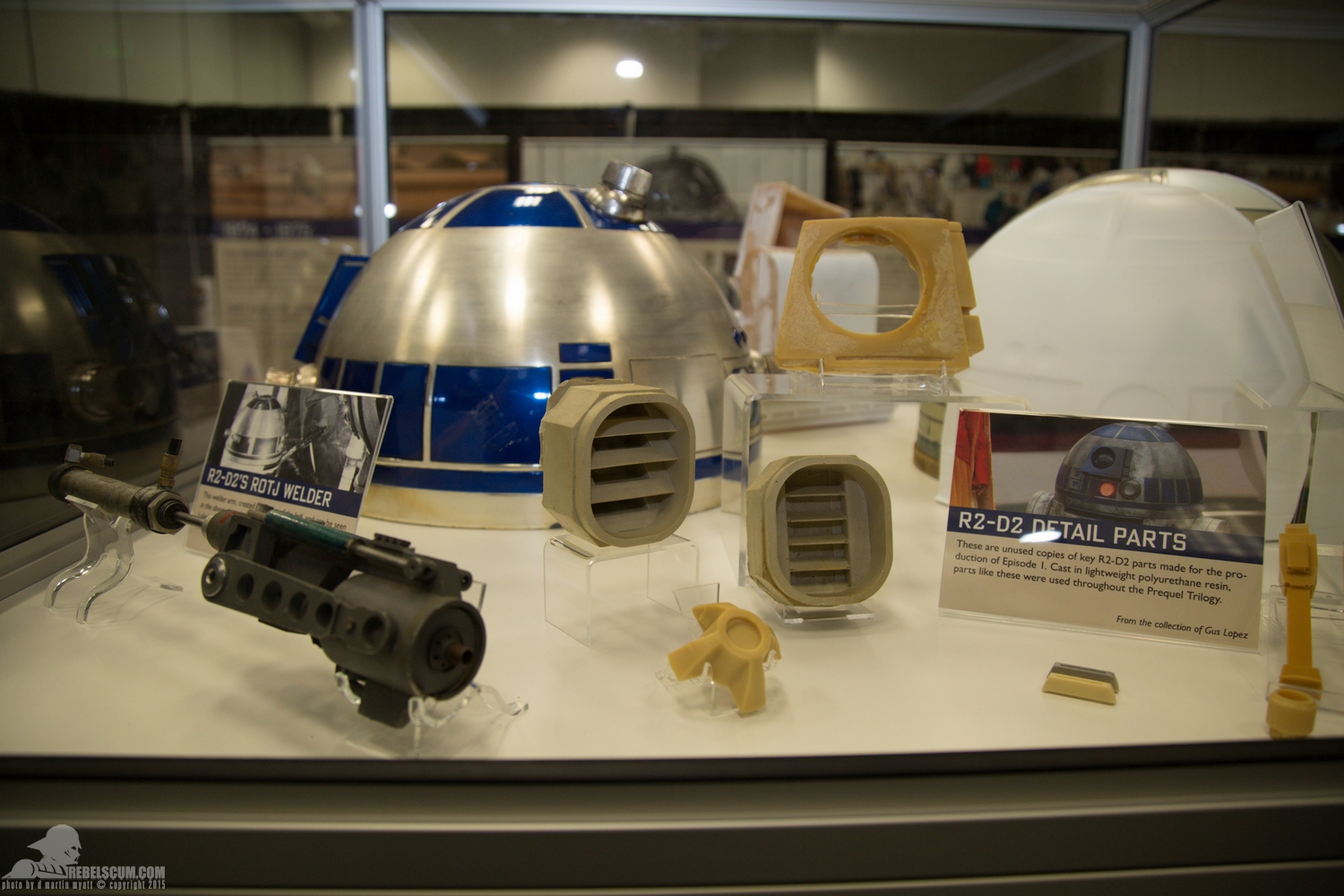 Star-Wars-Celebration-Anaheim-2015-R2-Builders-135.jpg