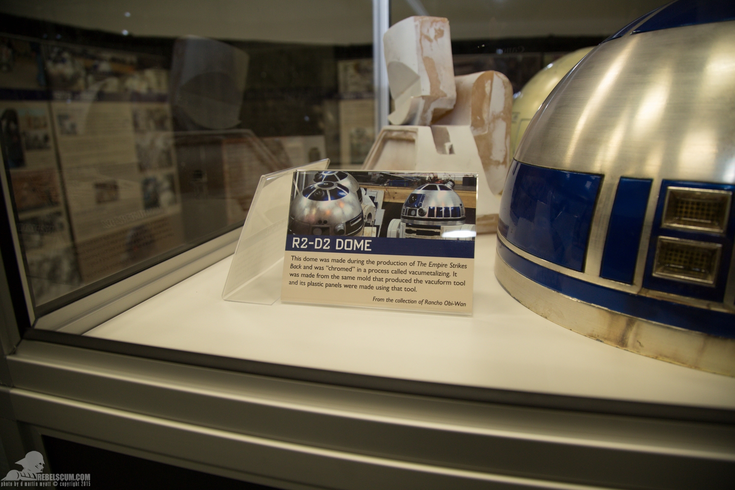 Star-Wars-Celebration-Anaheim-2015-R2-Builders-141.jpg