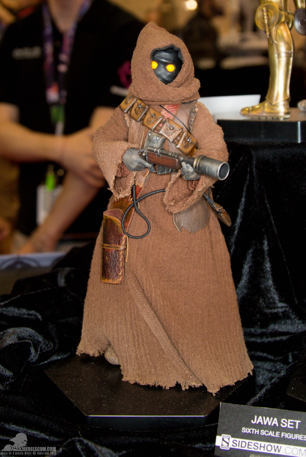 Star-Wars-Celebration-Anaheim-2015-Sideshow-Collectibles-007.jpg