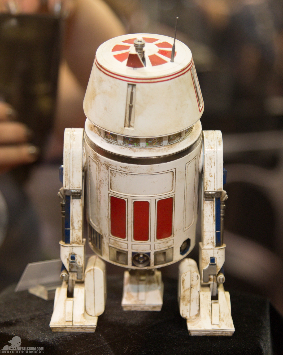 Star-Wars-Celebration-Anaheim-2015-Sideshow-Collectibles-015.jpg