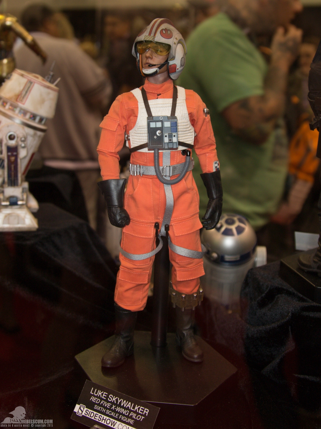 Star-Wars-Celebration-Anaheim-2015-Sideshow-Collectibles-033.jpg