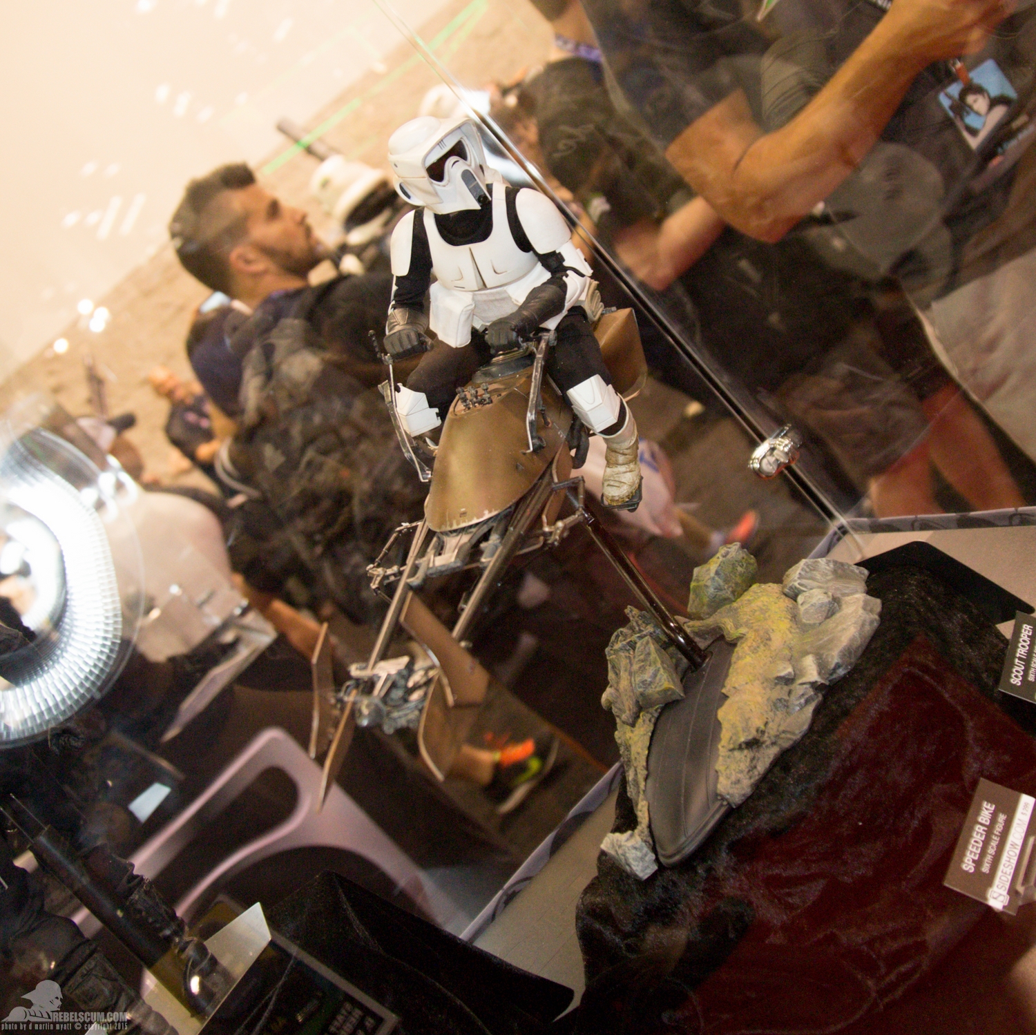 Star-Wars-Celebration-Anaheim-2015-Sideshow-Collectibles-040.jpg