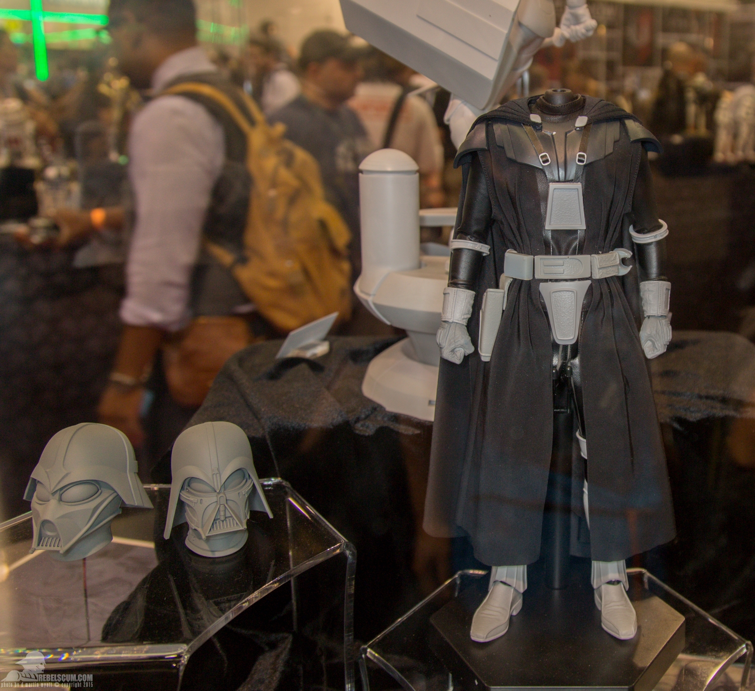 Star-Wars-Celebration-Anaheim-2015-Sideshow-Collectibles-049.jpg