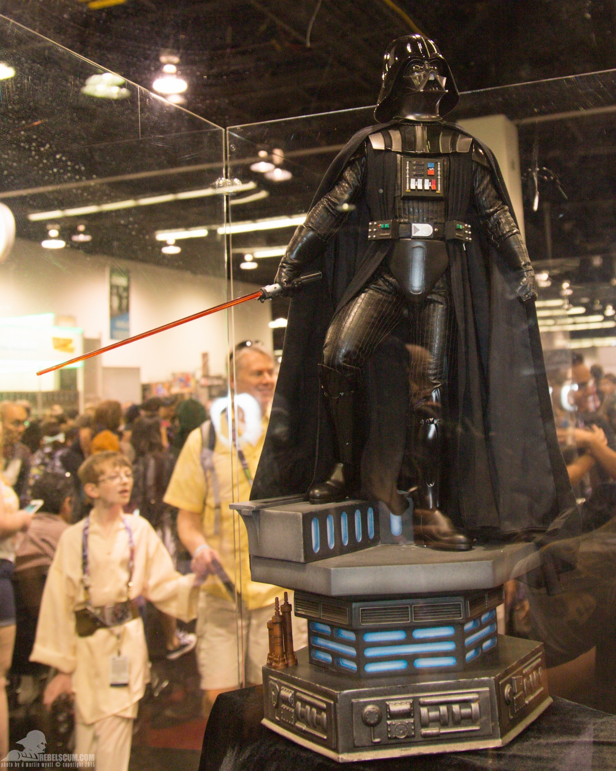 Star-Wars-Celebration-Anaheim-2015-Sideshow-Collectibles-066.jpg