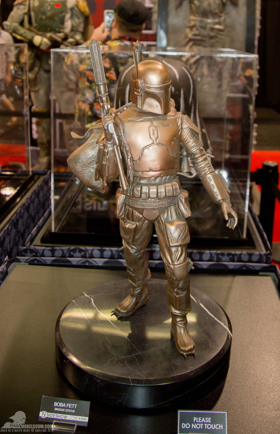 Star-Wars-Celebration-Anaheim-2015-Sideshow-Collectibles-094.jpg