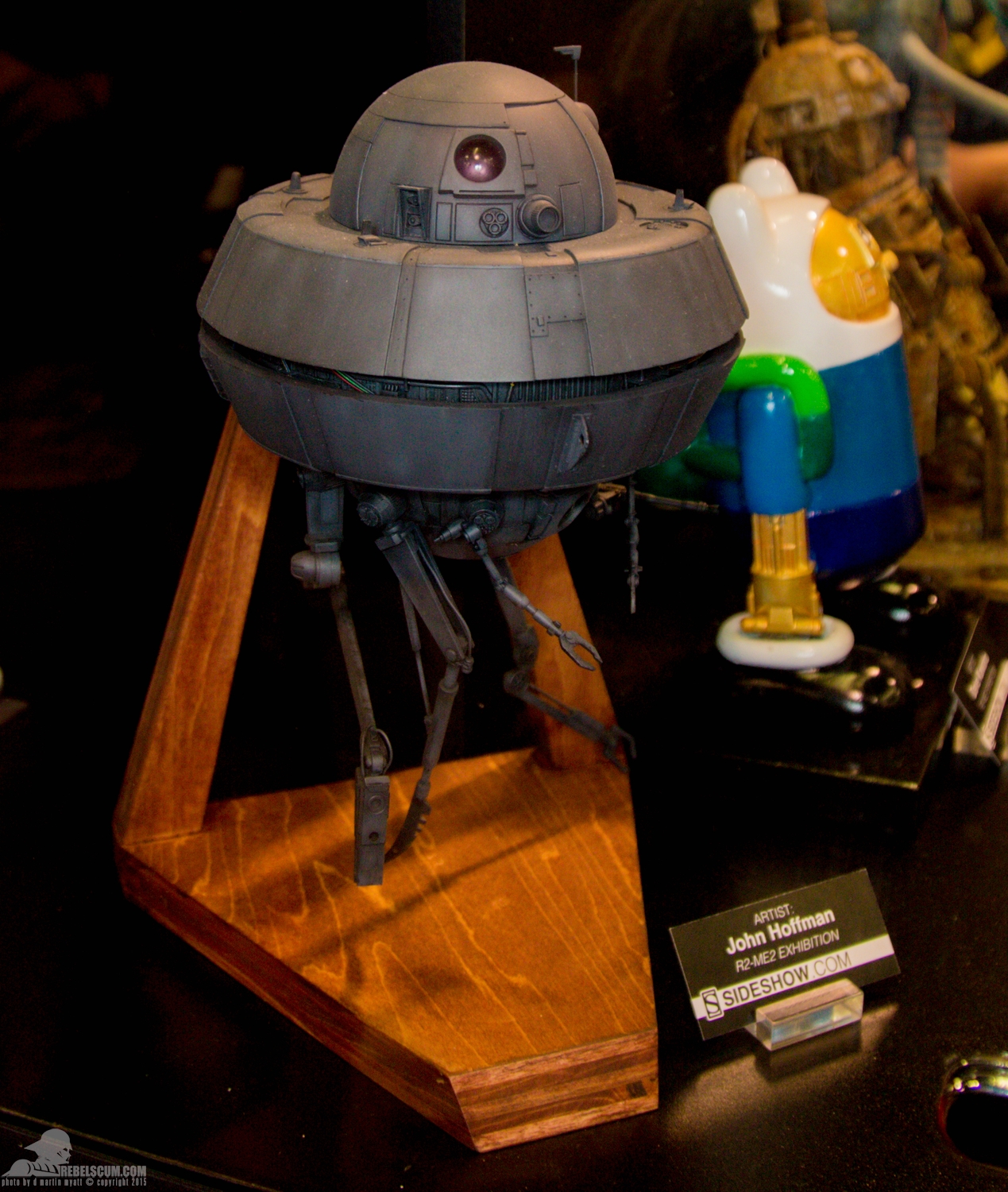 Star-Wars-Celebration-Anaheim-2015-Sideshow-R2-Me2-Exhibit-008.jpg