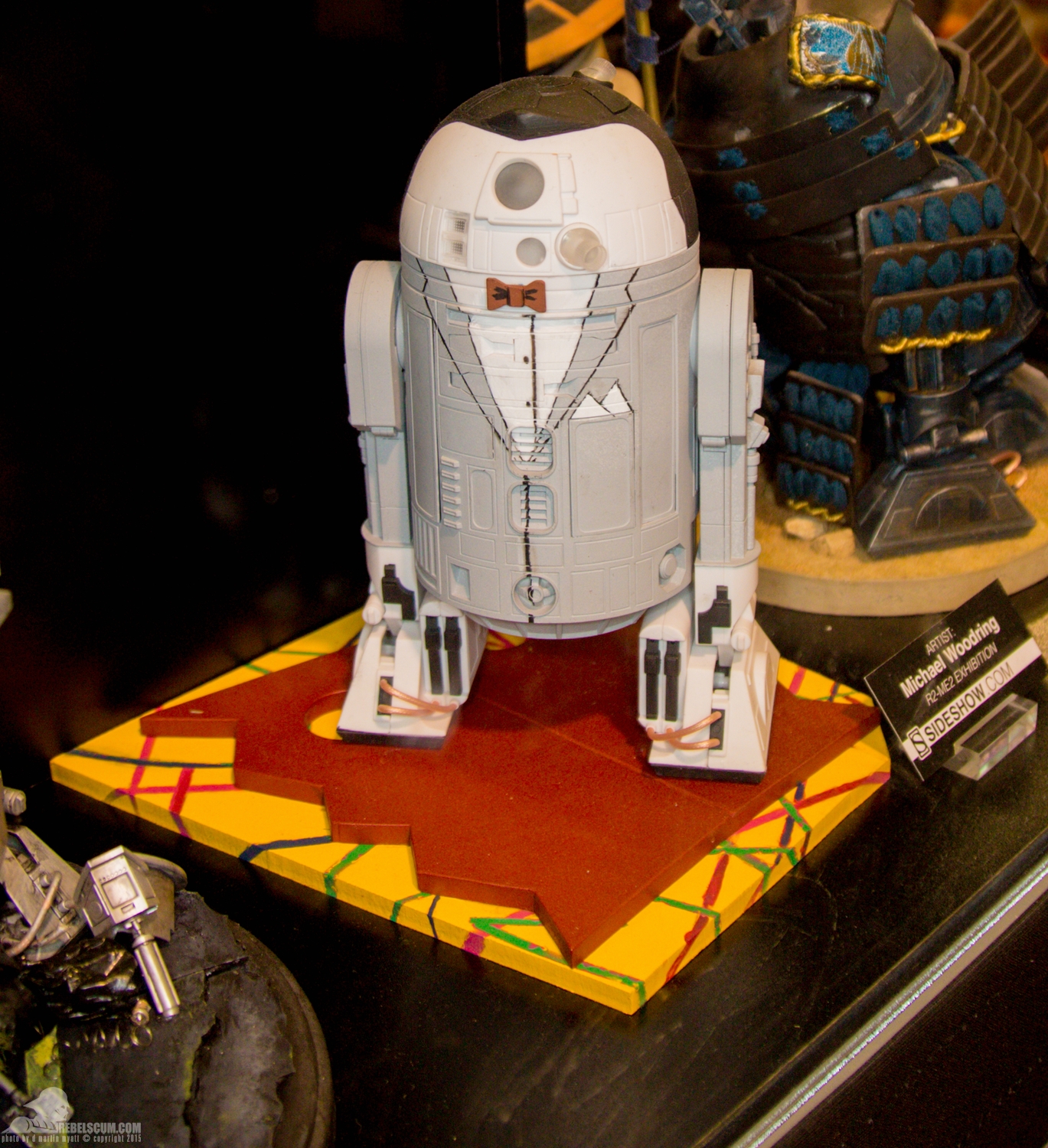 Star-Wars-Celebration-Anaheim-2015-Sideshow-R2-Me2-Exhibit-013.jpg