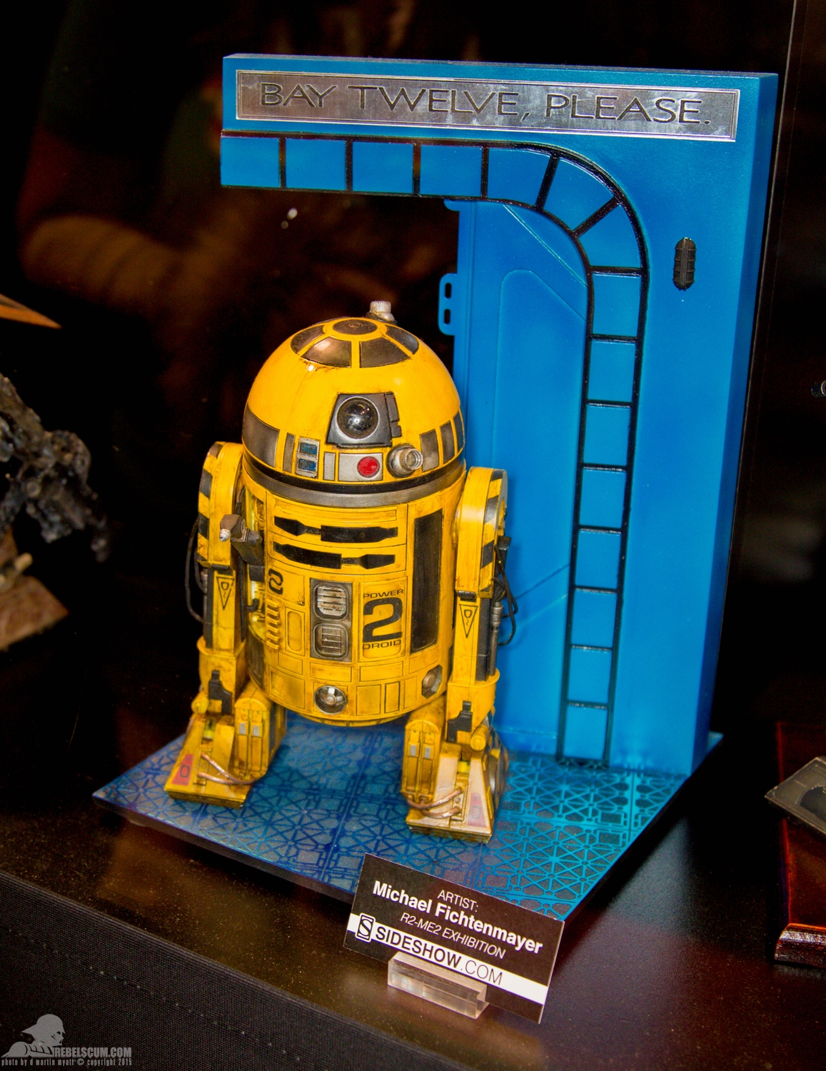 Star-Wars-Celebration-Anaheim-2015-Sideshow-R2-Me2-Exhibit-016.jpg