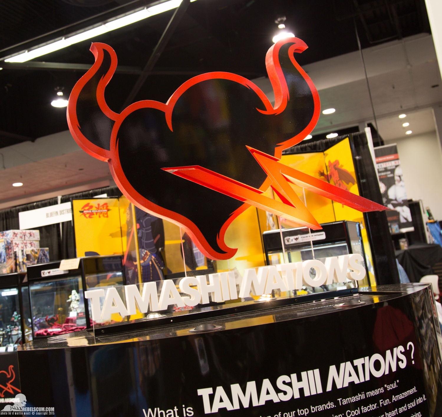 Star-Wars-Celebration-Anaheim-2015-Tamashii-Nations-001.jpg