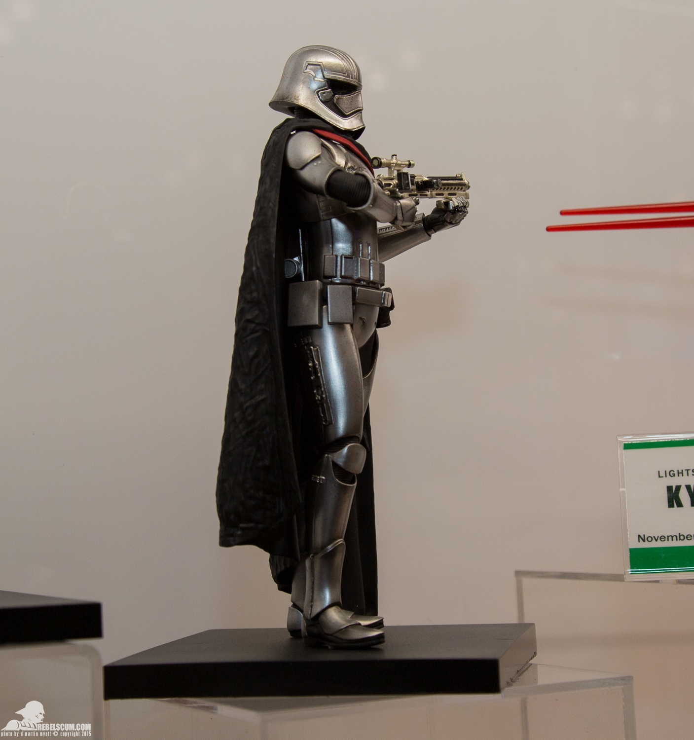 NYCC-2015-Kotobukiya-Star-Wars-The-Force-Awakens-004.jpg