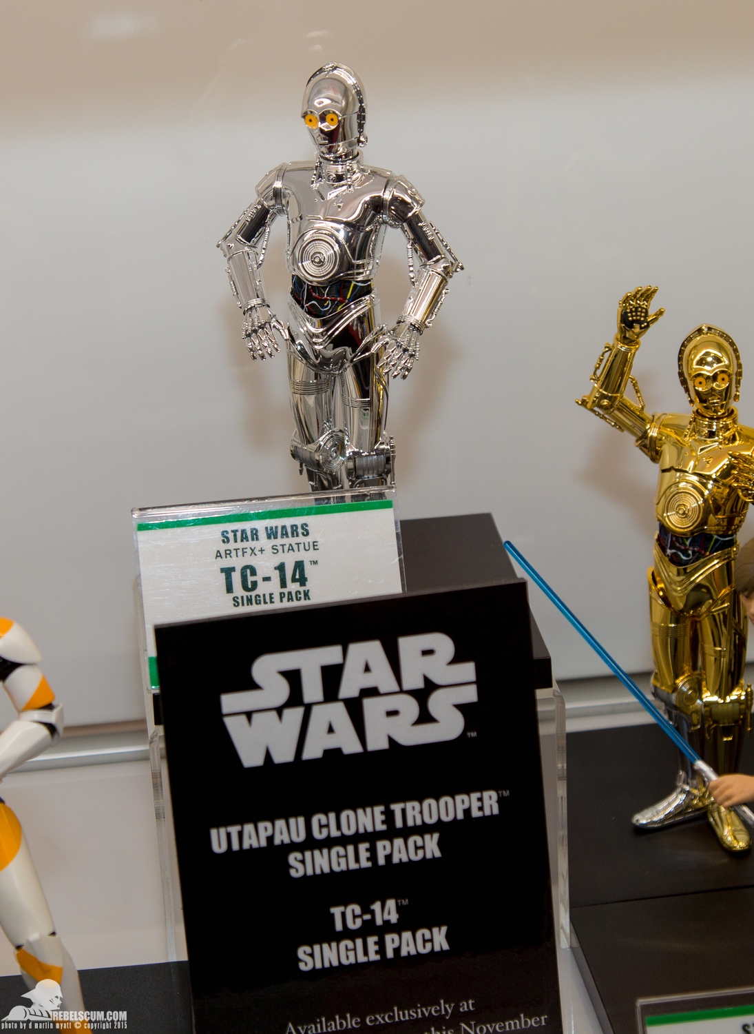 NYCC-2015-Kotobukiya-Star-Wars-The-Force-Awakens-019.jpg