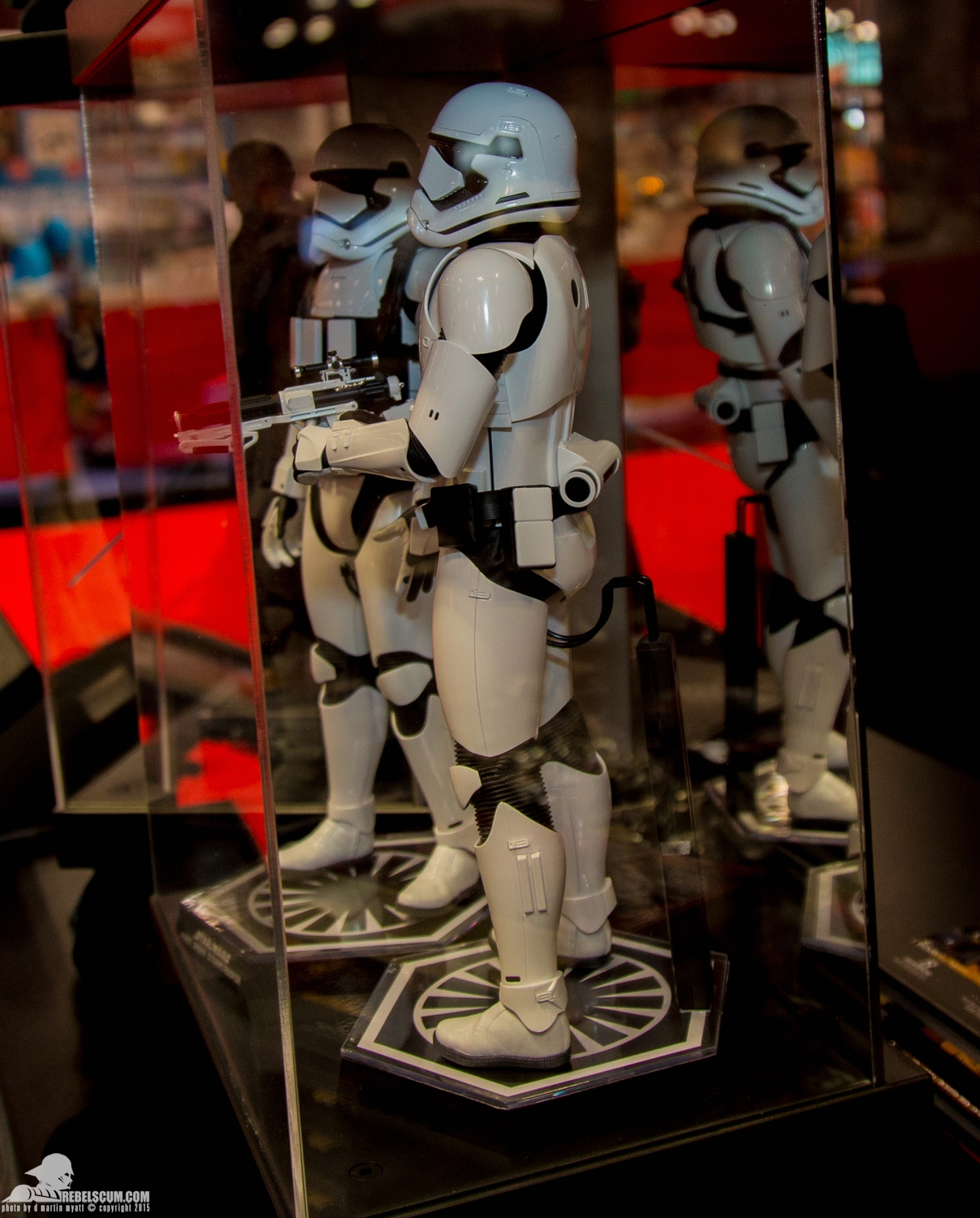 NYCC-2015-Kotobukiya-Star-Wars-The-Force-Awakens-012.jpg