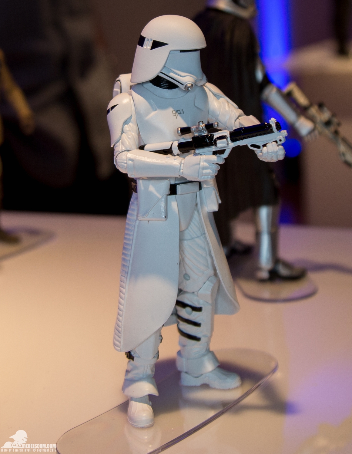 NYCC-2015-The-Force-Awakens-6-Inch-Black-Series-Hasbro-007.jpg