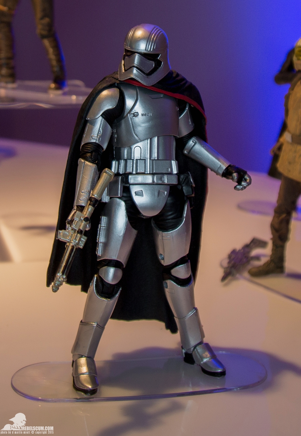 NYCC-2015-The-Force-Awakens-6-Inch-Black-Series-Hasbro-031.jpg