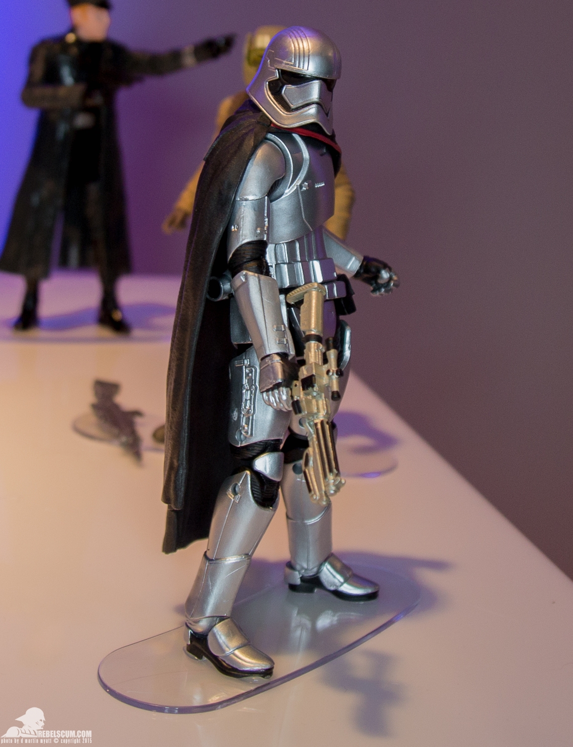 NYCC-2015-The-Force-Awakens-6-Inch-Black-Series-Hasbro-032.jpg