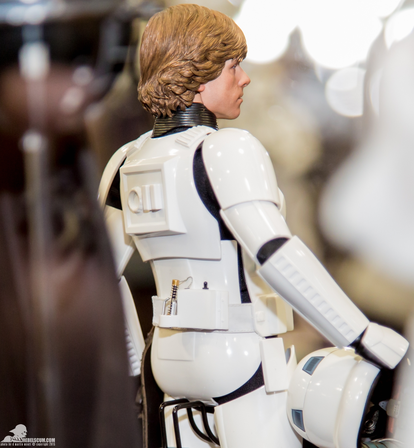 Hot-Toys-Display-2015-San-Diego-Comic-Con-SDCC-037.jpg