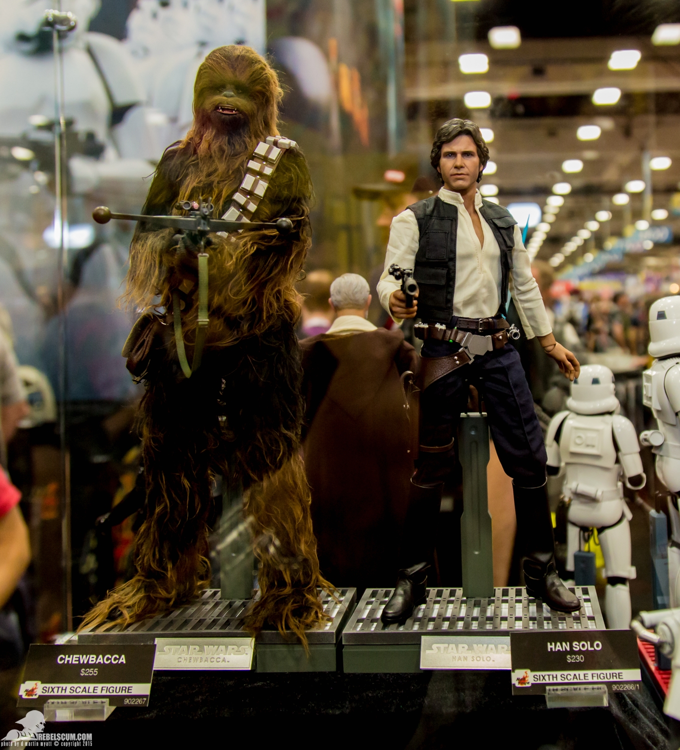 Hot-Toys-Display-2015-San-Diego-Comic-Con-SDCC-055.jpg