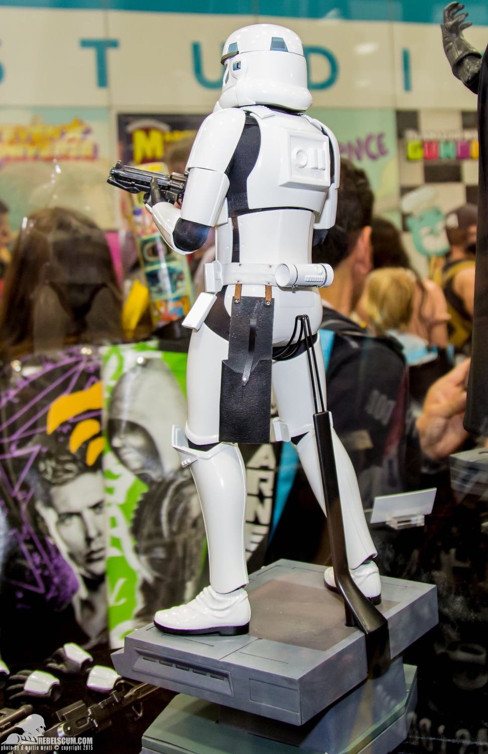 Hot-Toys-Display-2015-San-Diego-Comic-Con-SDCC-062.jpg