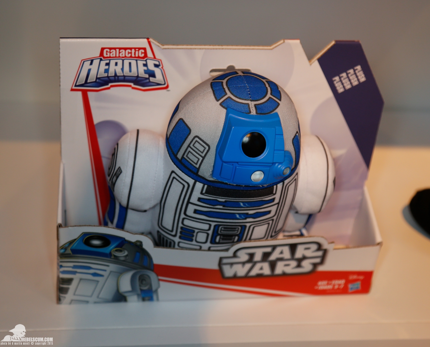 2015-International-Toy-Fair-Star-Wars-Hasbro-106.jpg