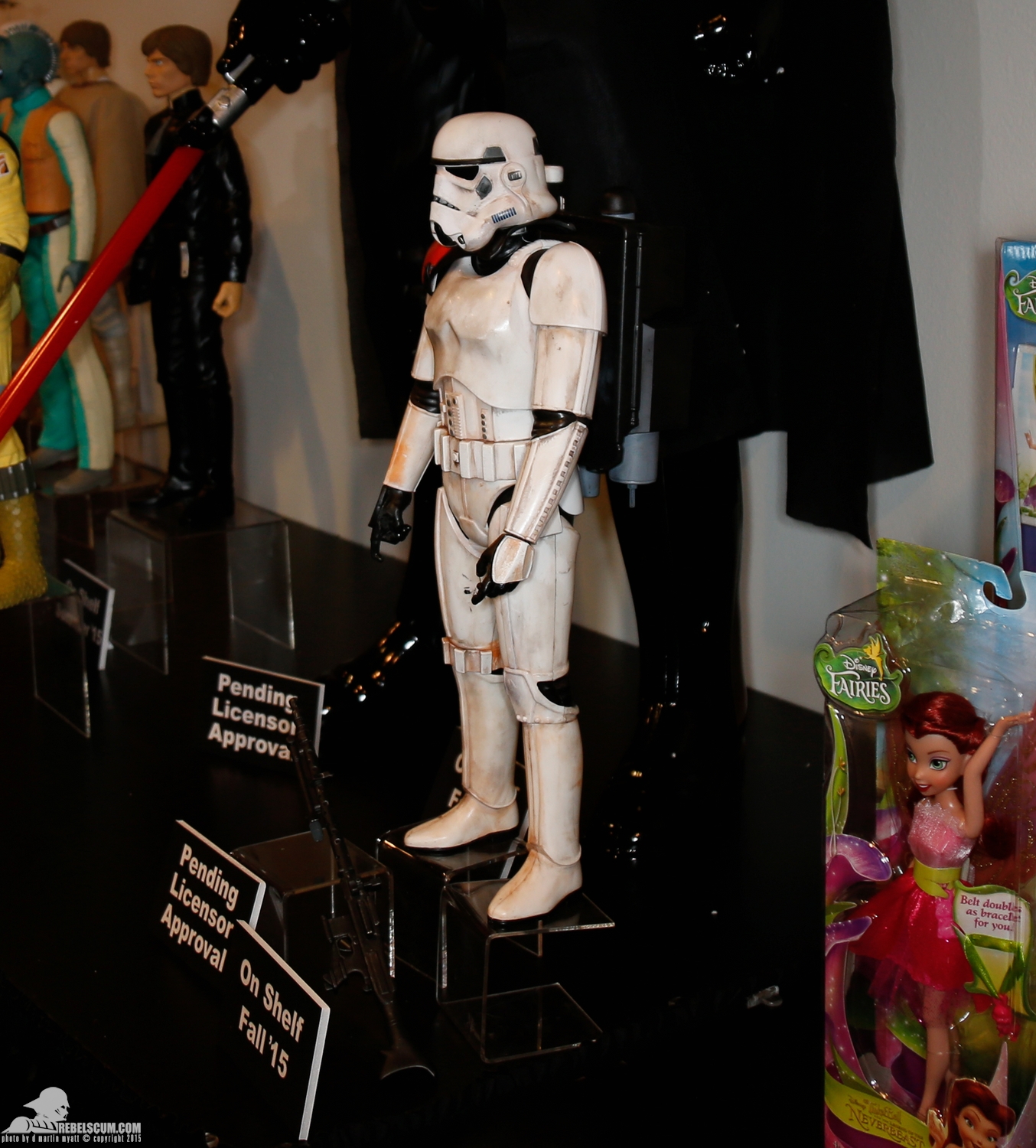 2015-International-Toy-Fair-Star-Wars-JAKKS-Pacific-030.jpg