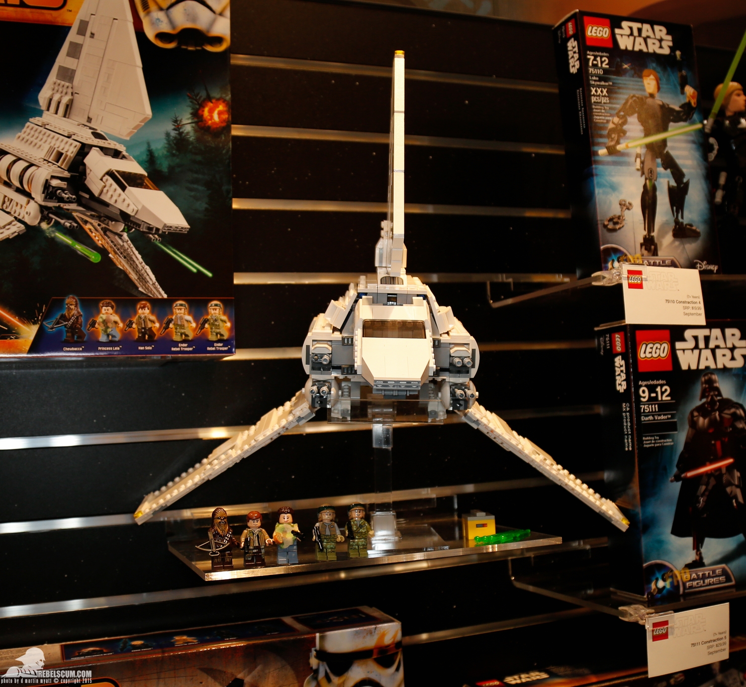 2015-International-Toy-Fair-Star-Wars-Lego-096.jpg