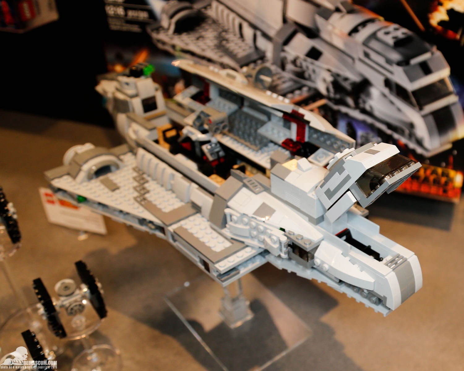 2015-International-Toy-Fair-Star-Wars-Lego-105.jpg