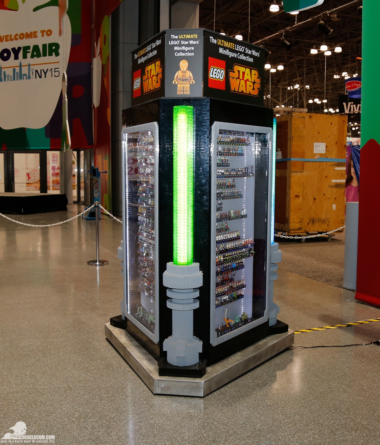 2015-International-Toy-Fair-Star-Wars-Lego-154.jpg