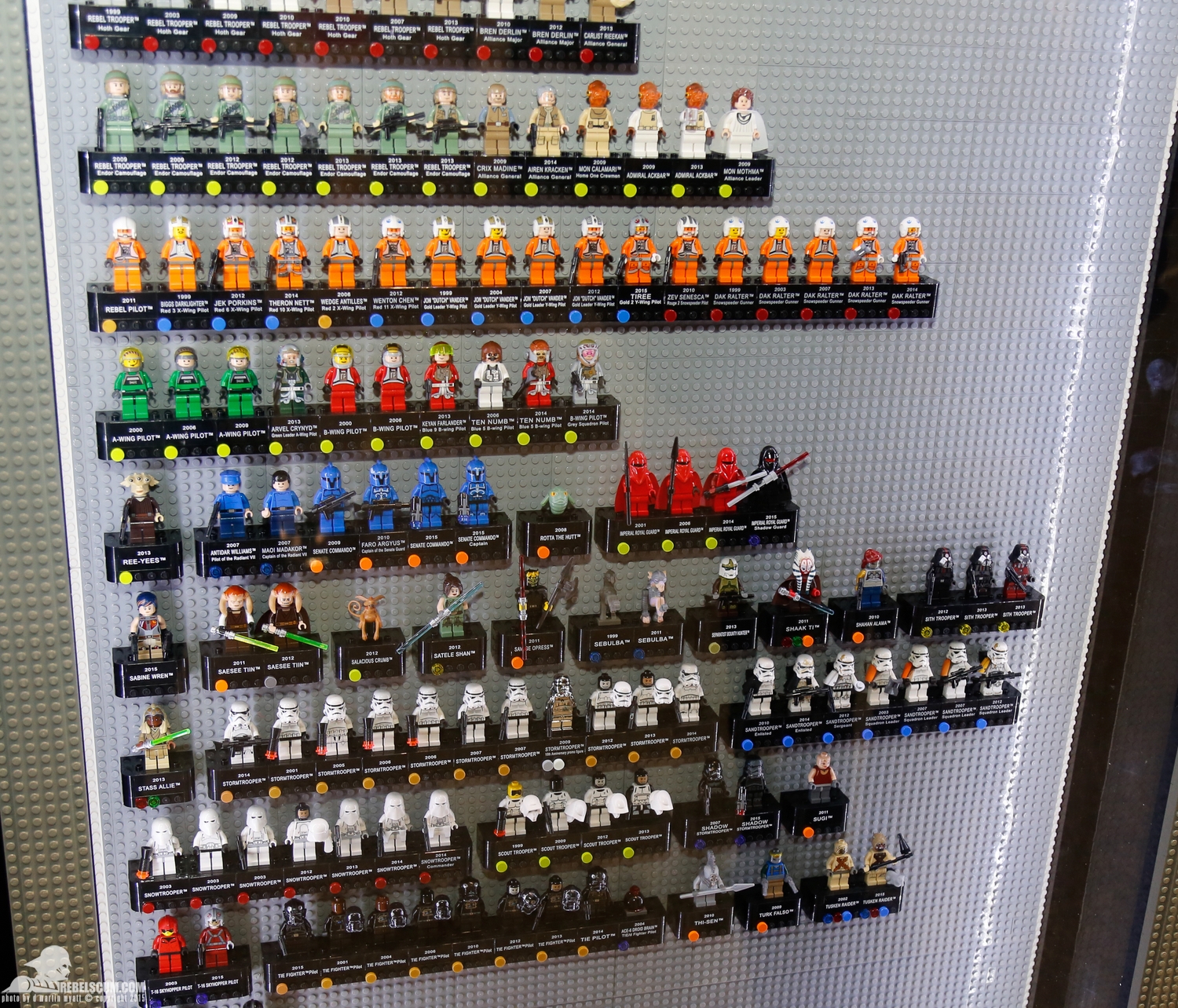 2015-International-Toy-Fair-Star-Wars-Lego-164.jpg