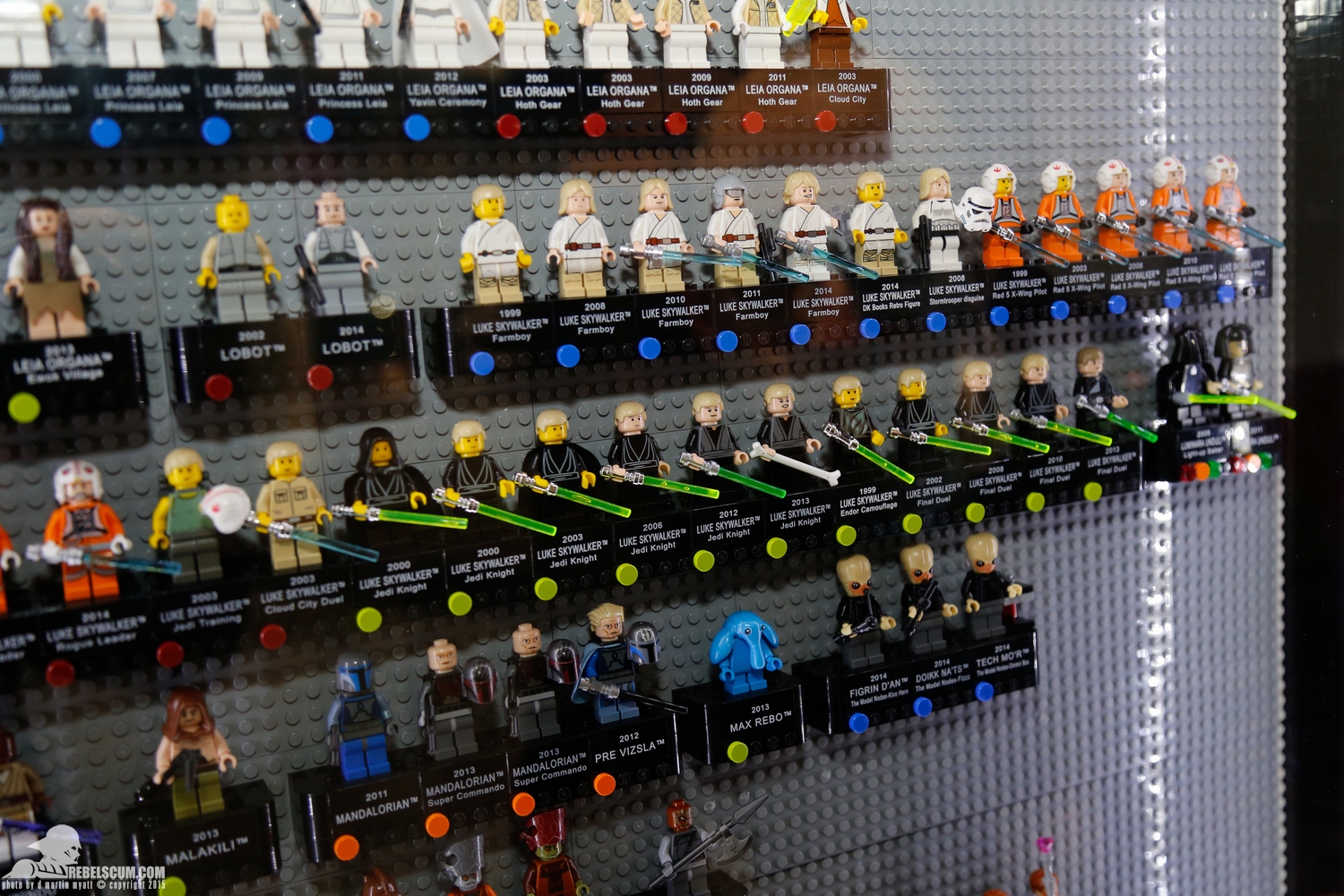 2015-International-Toy-Fair-Star-Wars-Lego-170.jpg