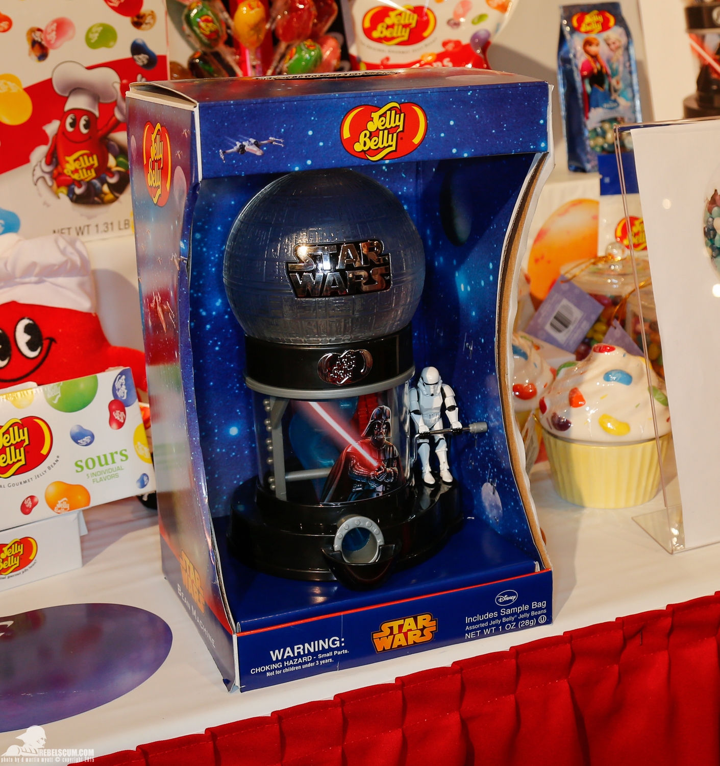 2015-Toy-Fair-Jelly-Belly-Star-Wars-002.jpg