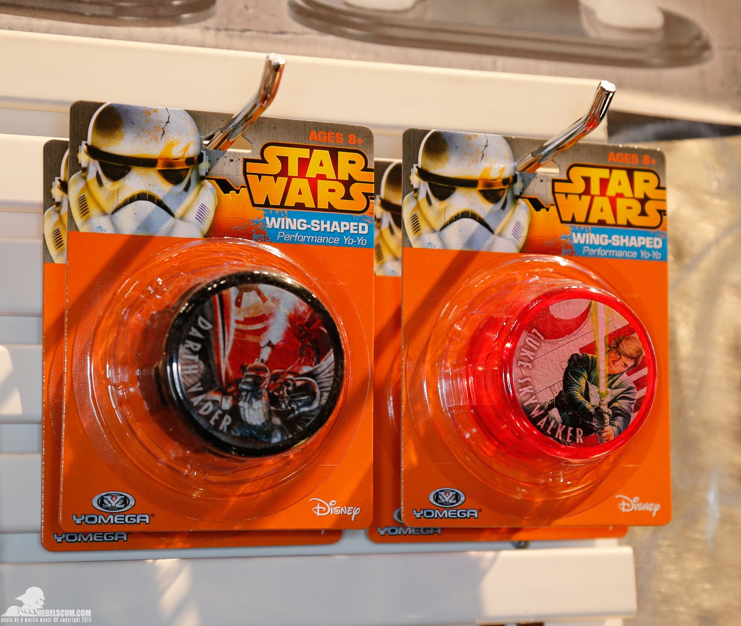 2015-Toy-Fair-Yomega-Star-Wars-Yo-Yos-004.jpg