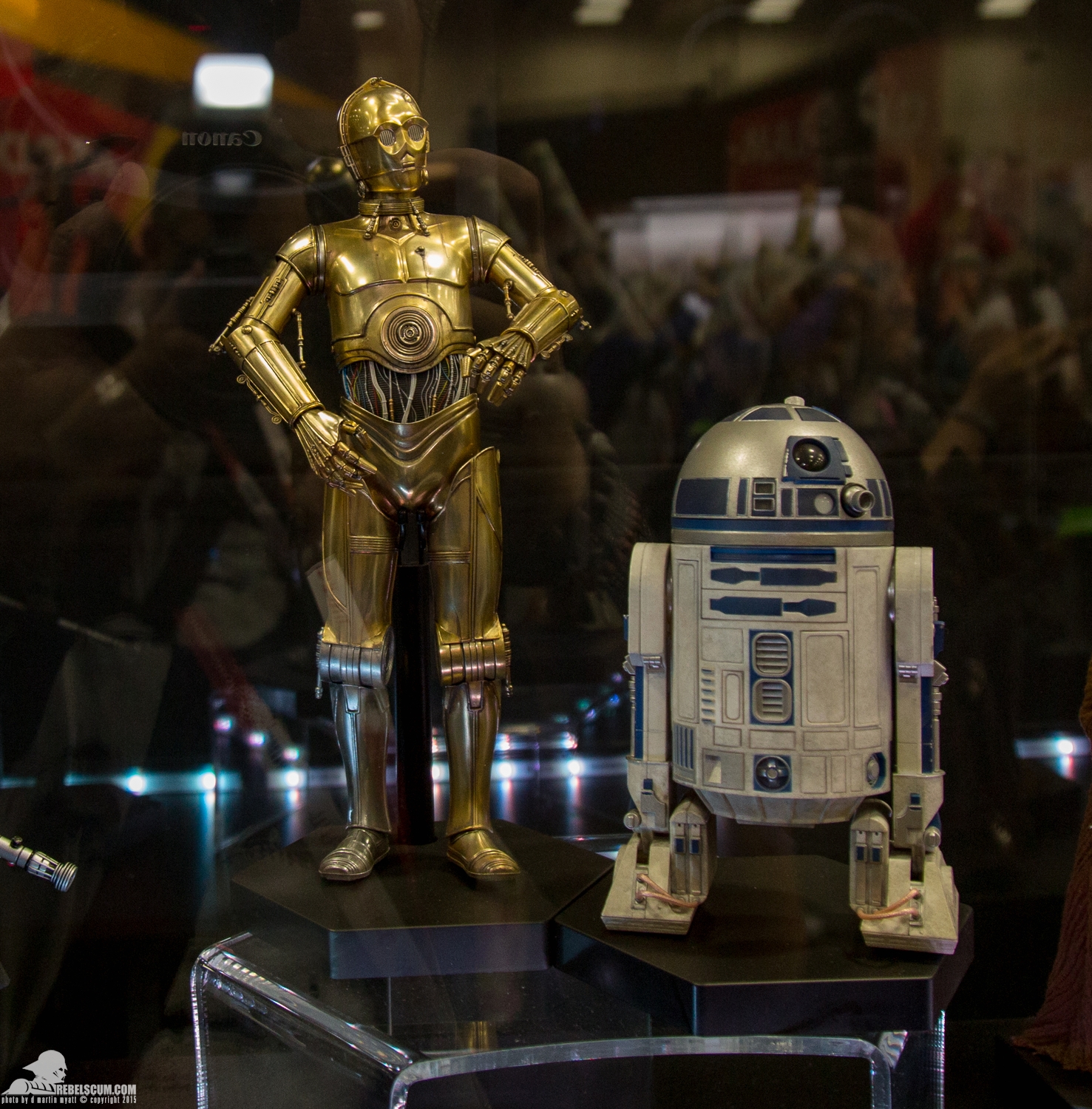 Sideshow-Collectibles-2015-SDCC-010.jpg