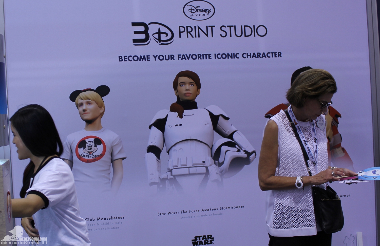 D23-2015-Disney-Consumer-Products-Display-006.jpg