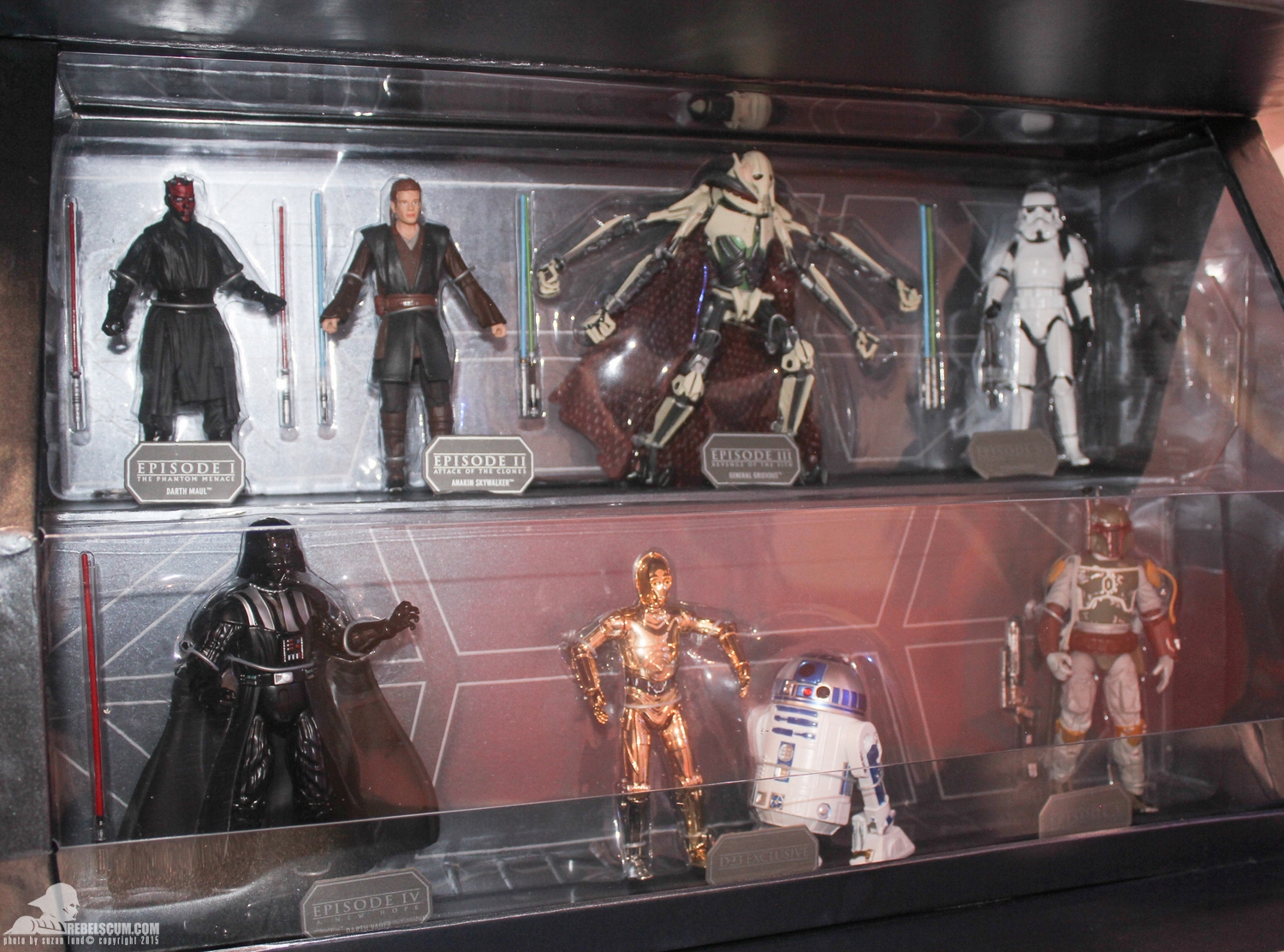 D23-2015-Disney-Store-Exclusives-016.jpg