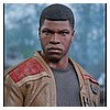 Finn-MMS345-The-Force-Awakens-Star-Wars-Hot-Toys-011.jpg