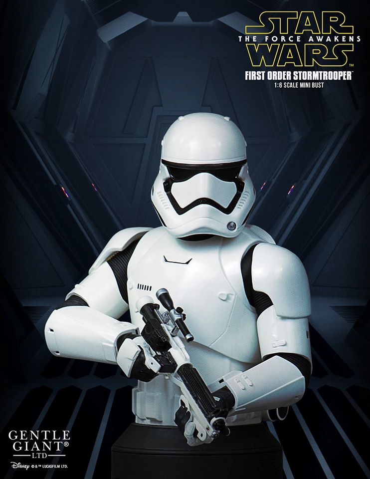 Gentle-Giant-Ltd-First-Order-Stormtrooper-Mini-Bust-001.jpg