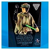 Gentle-Giant-Ltd-Luke-Skywalker-Endor-PGM-Mini-Bust-Review-026.jpg