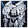 Hot-Toys-318-First-Order-Stormtrooper-Heavy-Gunner-006.jpg