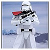Hot-Toys-MMS322-First-Order-Snowtrooper-Officer-003.jpg