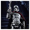 Hot-Toys-MMS328-The-Force-Awakens-1-6-scale-Captain-Phasma-005.jpg