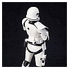 Kotobukiya-The-Force-Awakens-First-Order-Stormtrooper-ARTFX-010.jpg