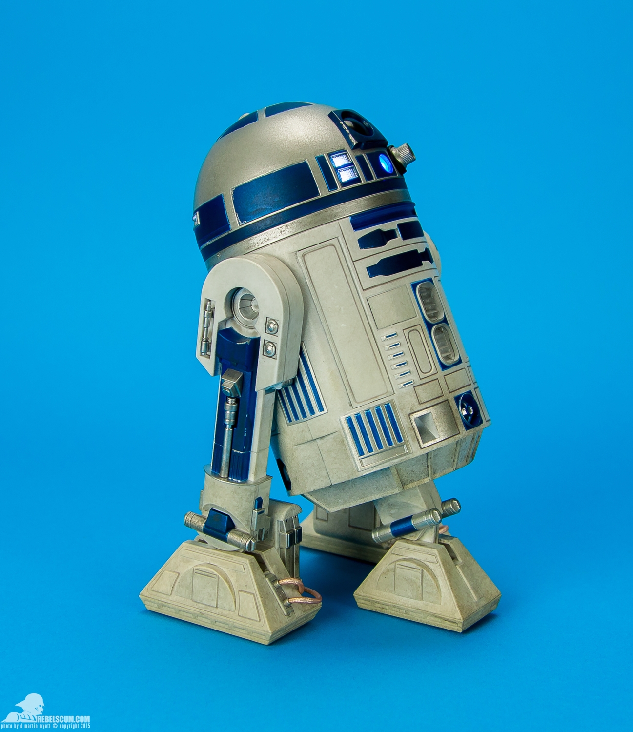 Sideshow-Collectibles-R2-D2-Sixth-Scale-Figure-Review-006.jpg