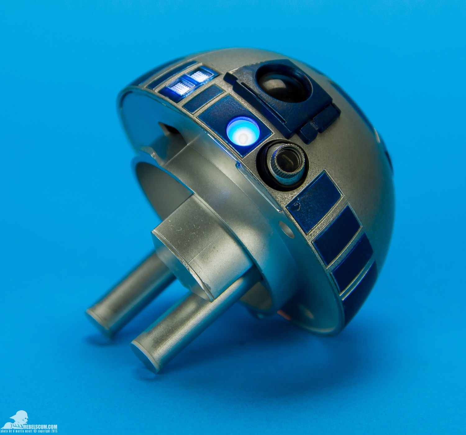 Sideshow-Collectibles-R2-D2-Sixth-Scale-Figure-Review-014.jpg