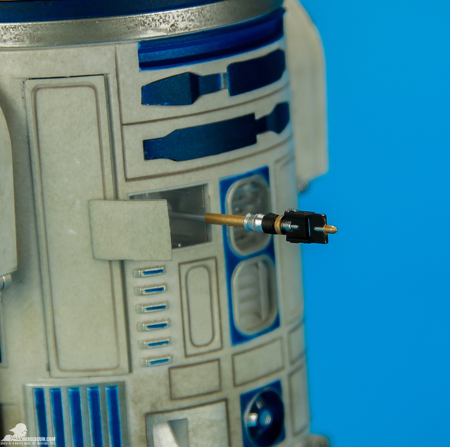 Sideshow-Collectibles-R2-D2-Sixth-Scale-Figure-Review-034.jpg