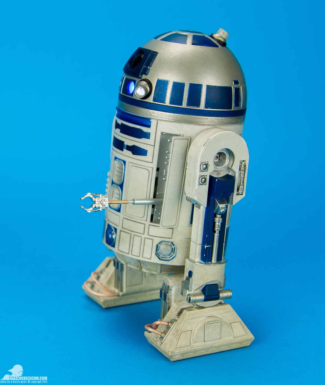 Sideshow-Collectibles-R2-D2-Sixth-Scale-Figure-Review-043.jpg