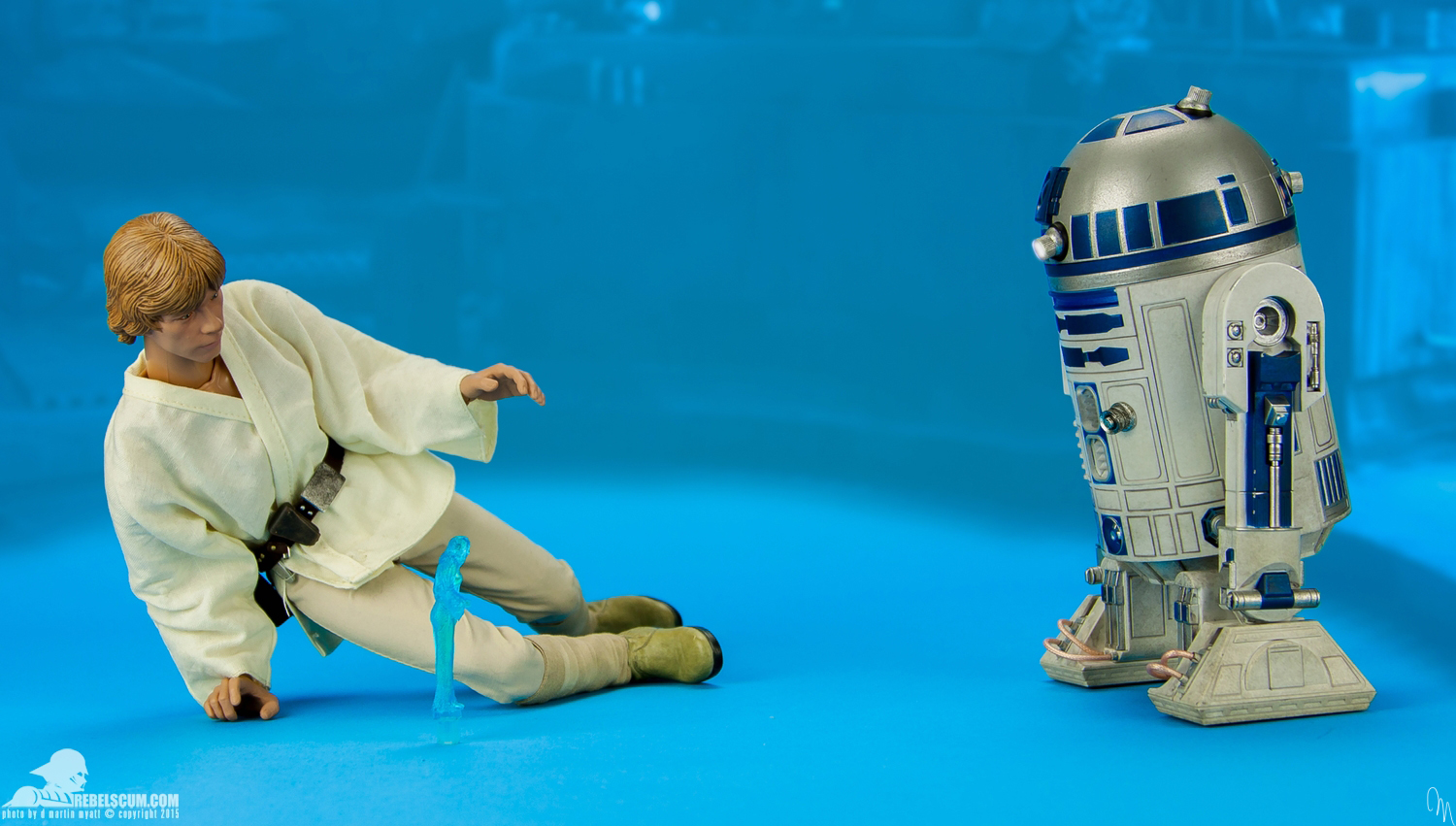 Sideshow-R2-D2-Preview-004.jpg